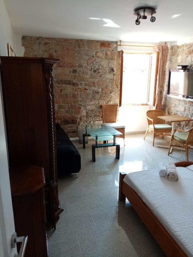Casa Di Marko 105 M2 Garden Διαμέρισμα Ρόβινι Εξωτερικό φωτογραφία